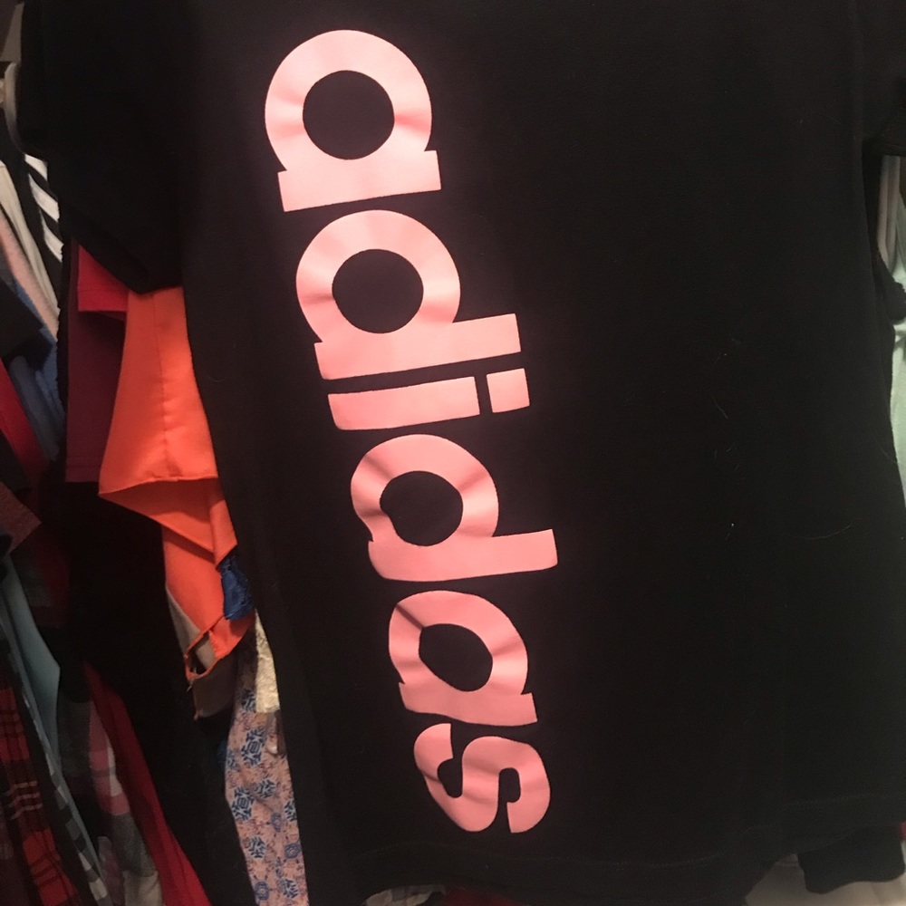 Adidas t-shirt